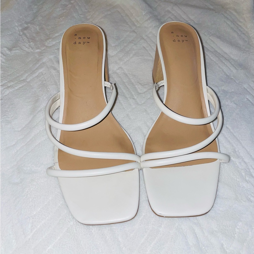 White heel’s